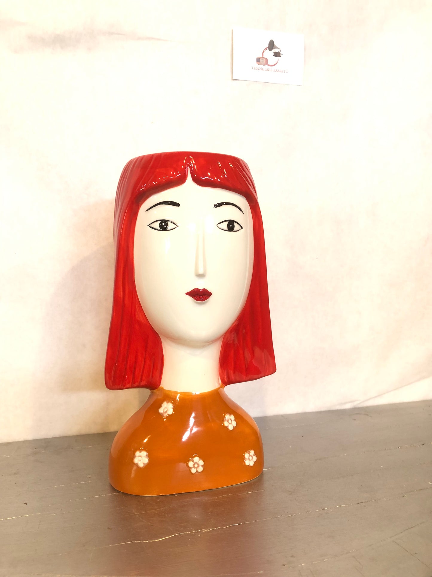 Vaso Volto Donna in Ceramica – Testa Decorativa Capelli Rossi Moderno Design