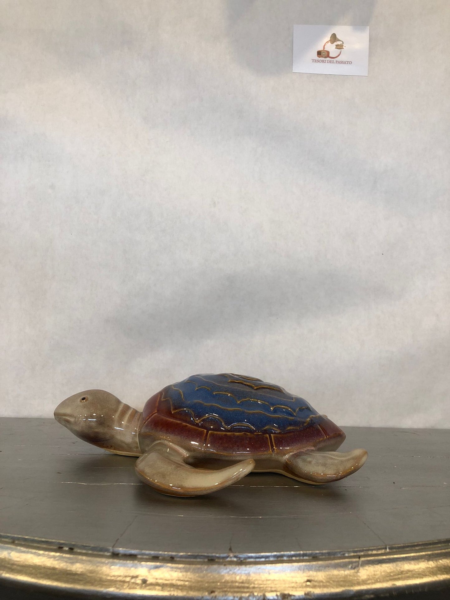 Tartaruga in Ceramica Dipinta a Mano – Soprammobile Decorativo Vintage