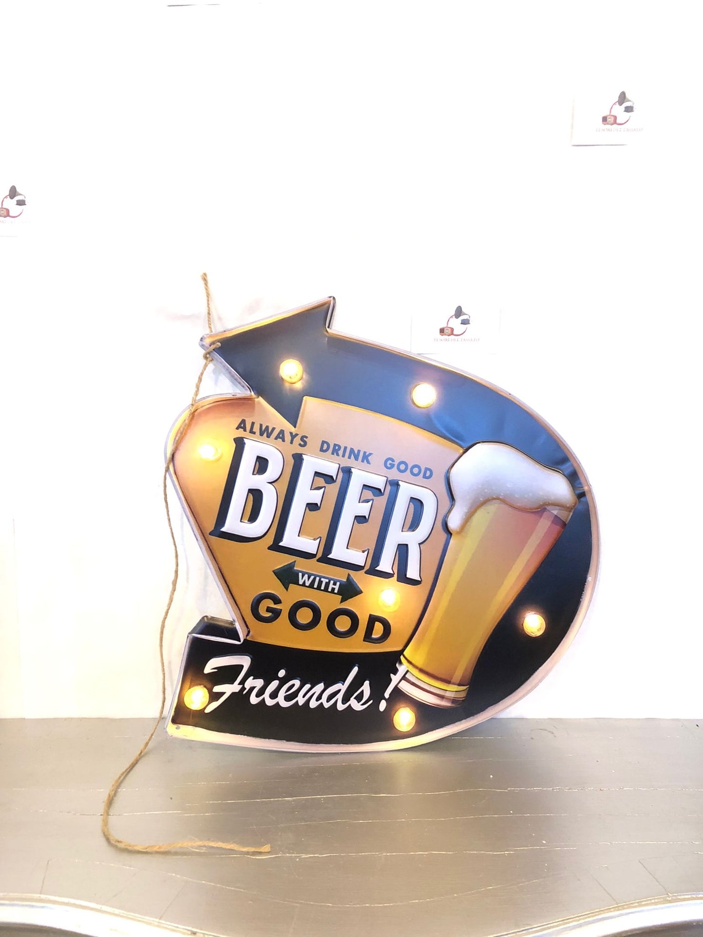 Targa Luminosa Beer – Insegna Vintage Metallo con Luci LED – Always Drink Good Beer with Friends