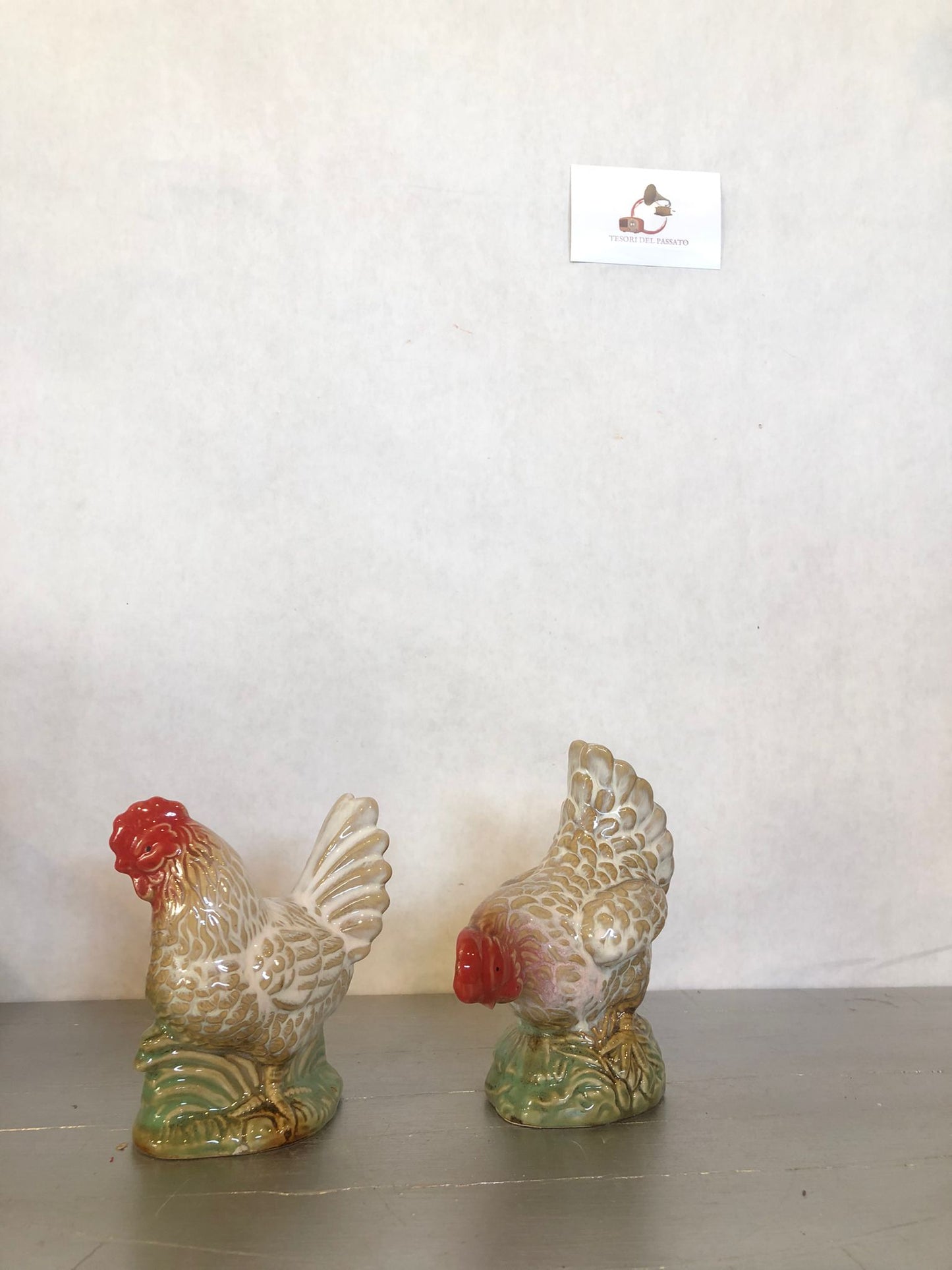 Coppia Galline in Ceramica Vintage Dipinte a Mano – Soprammobili Rustici da Collezione