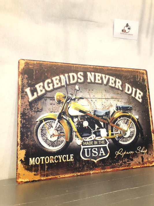 Targa Vintage Moto USA – Legends Never Die – Decorazione in Metallo