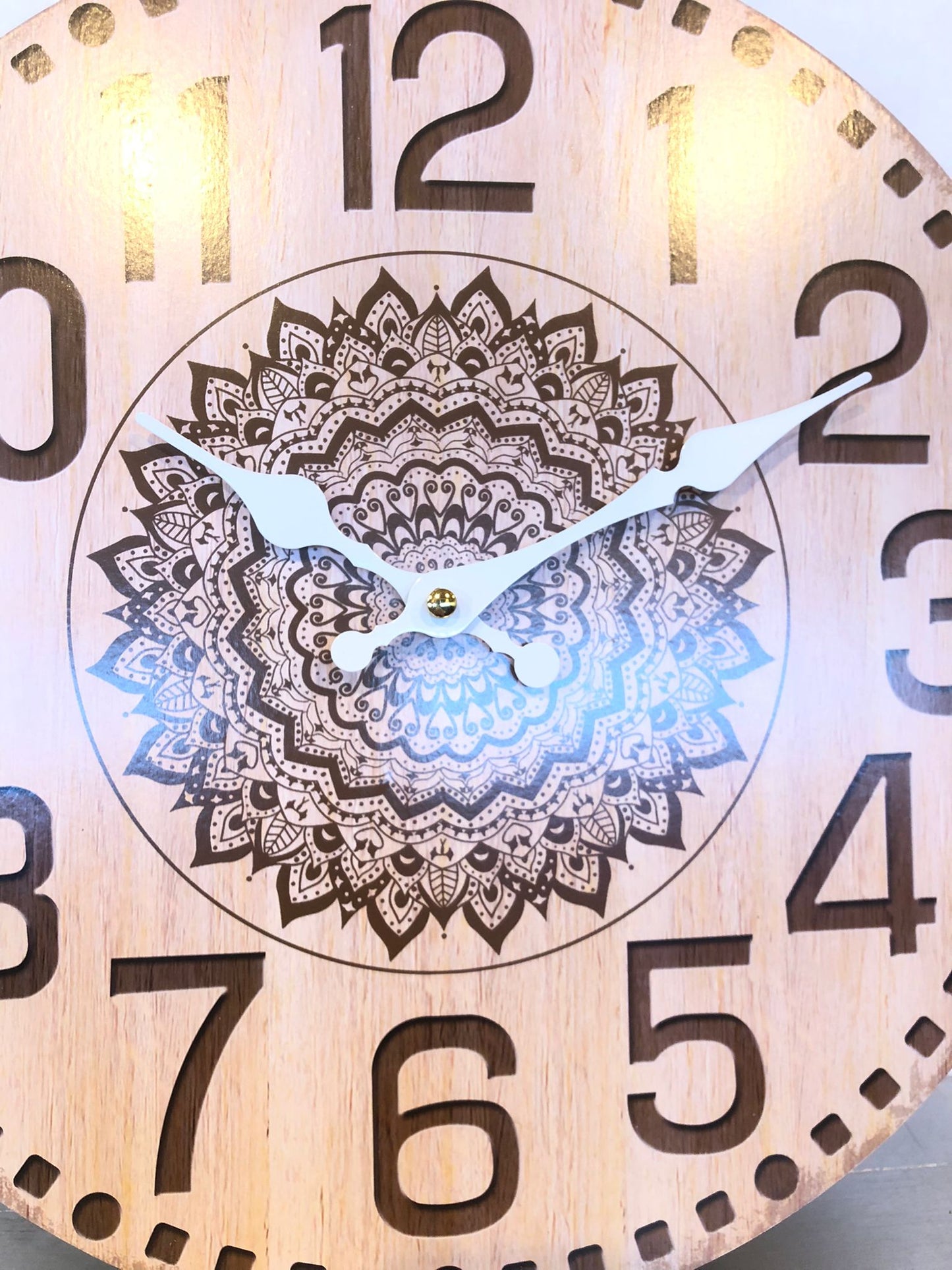 Orologio da Parete in Legno con Mandala – Orologio Rotondo Decorativo Stile Naturale e Moderno