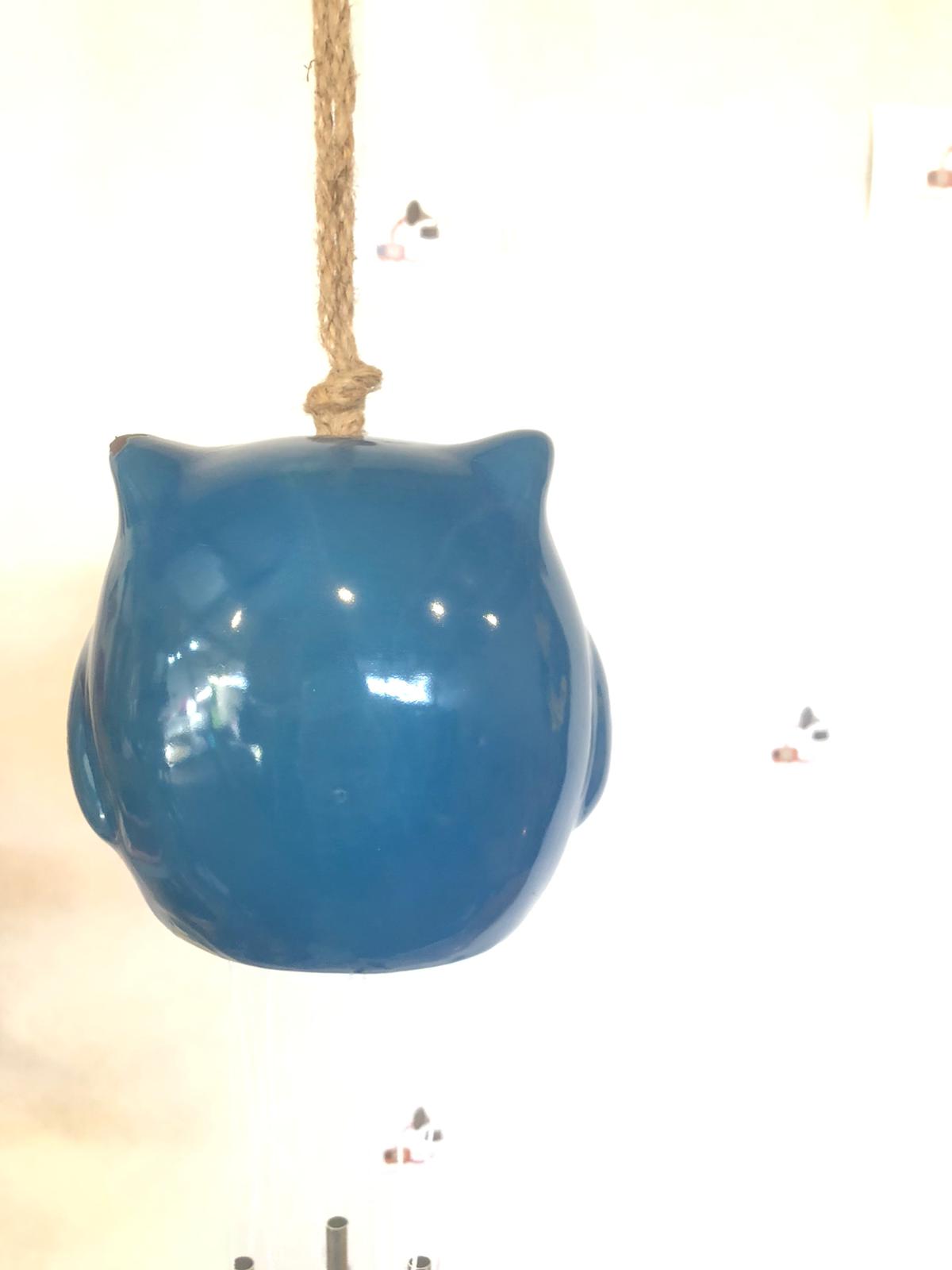 Pendaglio a Vento Gufo Blu in Ceramica – Decorazione da Giardino con Suono Armonioso